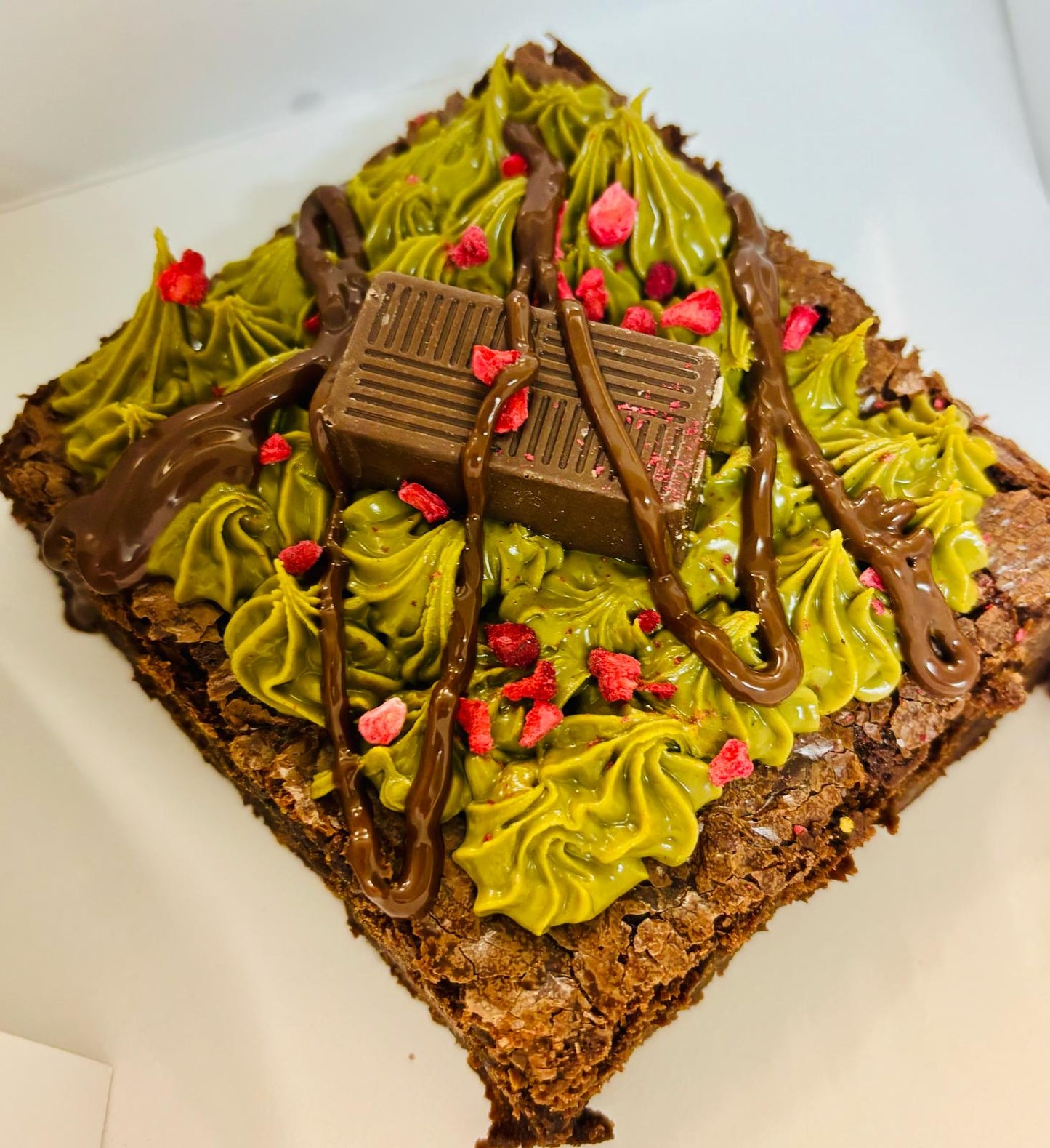 Dubai Pistachio Chocolate Brownie